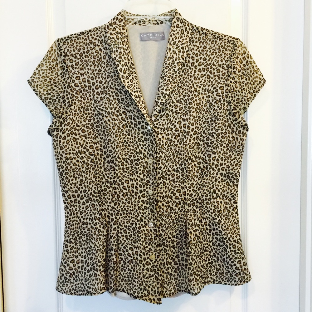 Beautiful silk leopard print button down blouse